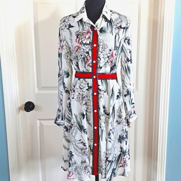 NEW Extelle Floral Print Birds Flowy Tie Back Red Sparkle Collar Button-Up Dress - Picture 8 of 11